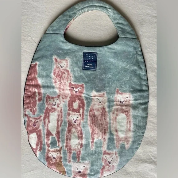 Bear Alive Mina Perhonen Egg Bag - Picture 1 of 5